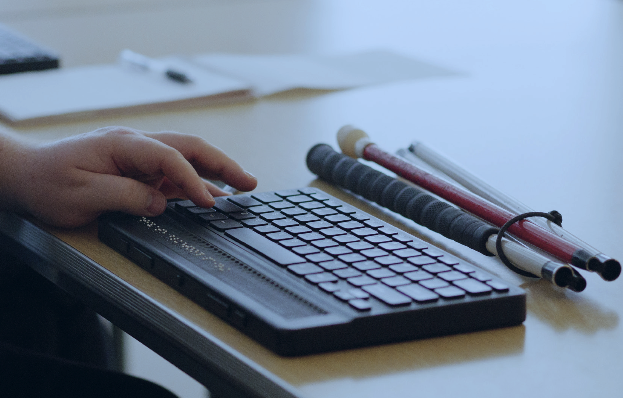 Introducing Mantis Q40, The First Bluetooth Keyboard Which Keeps